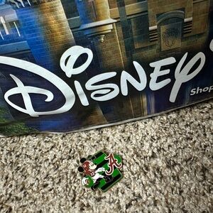 Disney Parks University of Alabama Crimson Time Football Pin